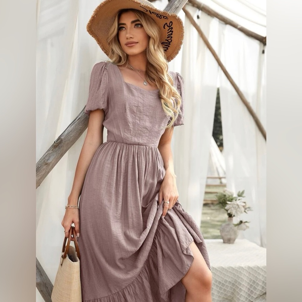 Beautiful Dusty Pink Dress - Picture 2 of 4